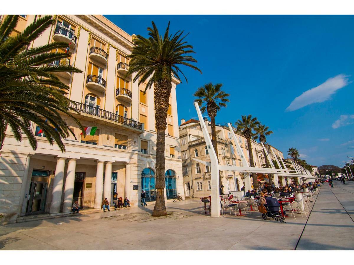 Riva Royal Lounge Apartment Split Exterior photo